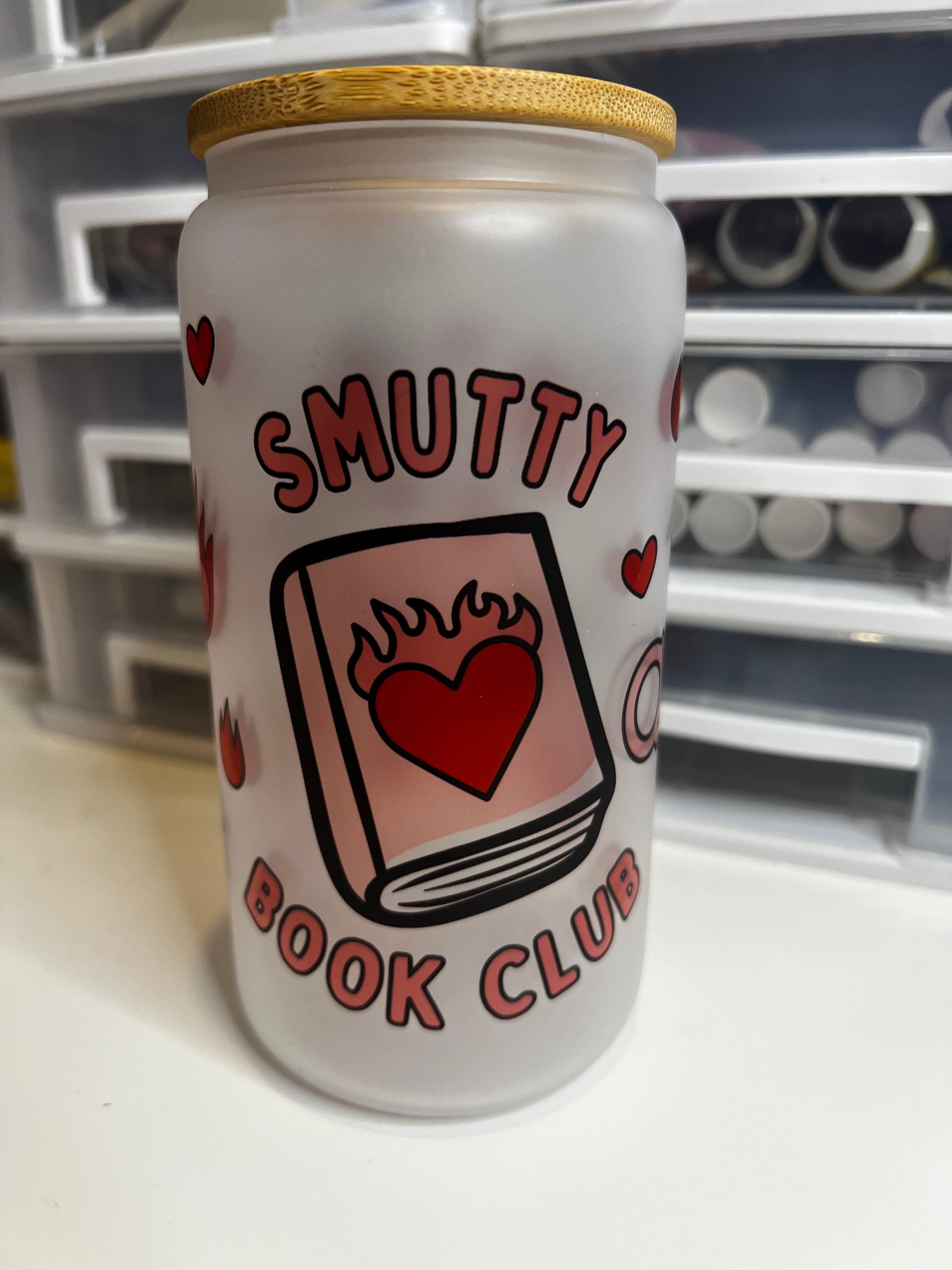 Smutty Bookclub Glass Can